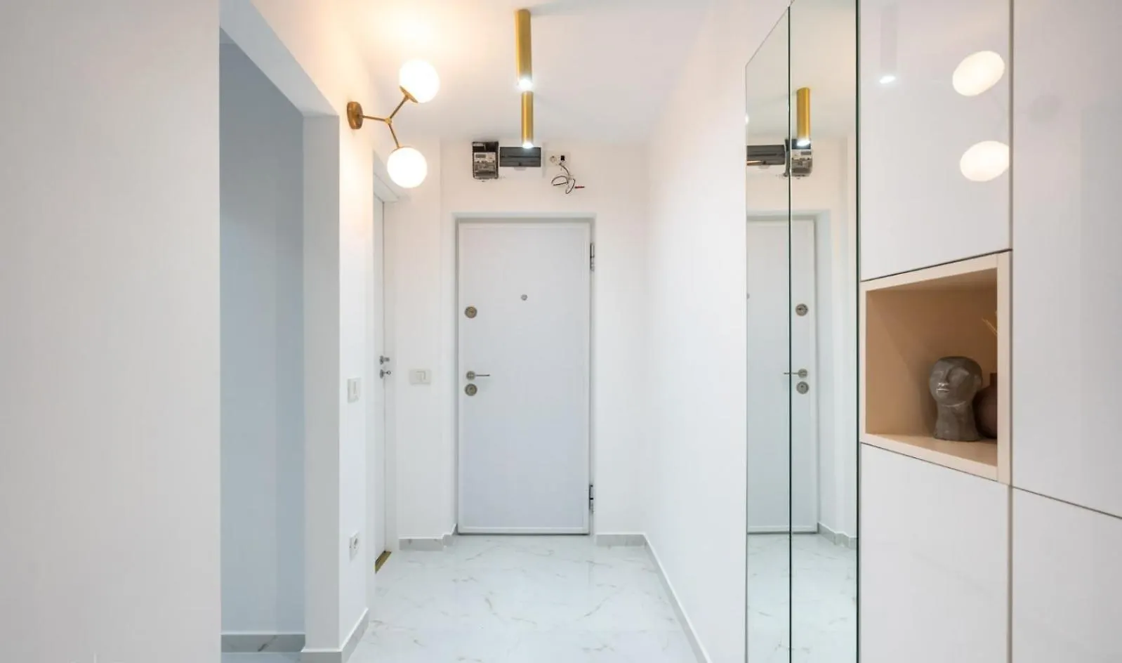 아파트 Prestige Apartament With View Magheru 부쿠레슈티