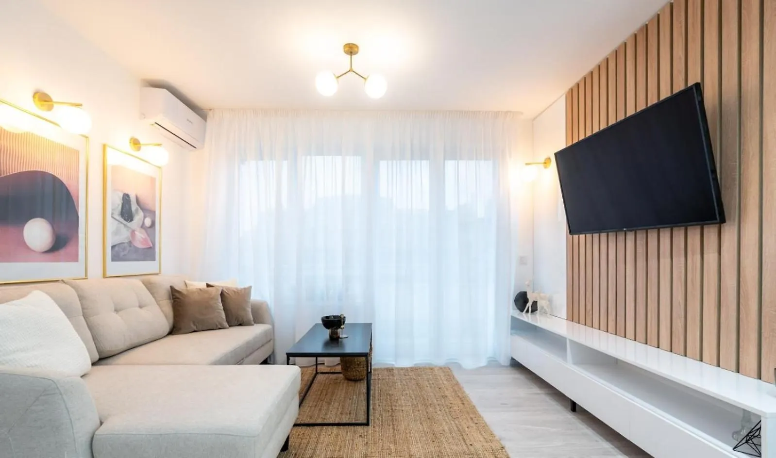Prestige Apartament With View Magheru Bucharest Apartment